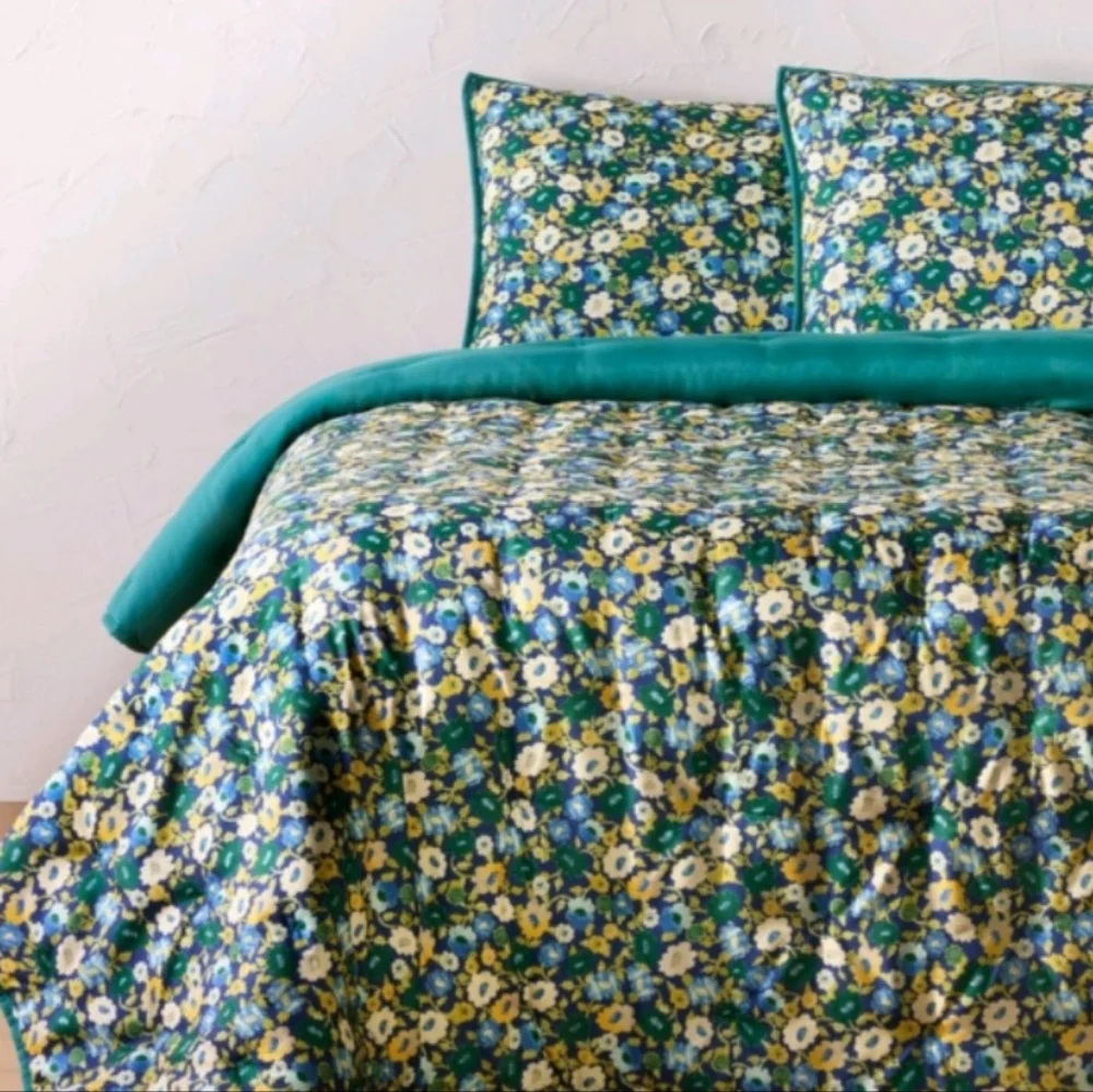 Opalhouse designed w Jungalow Twin/Twin Extra Long Printed Floral Quilt & Sham